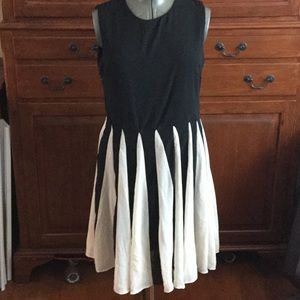 Pretty sleeveless dress